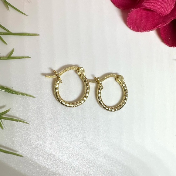 Jewelry - NEW⚜️Sterling 14K Mini Diamond Cut Hoop Earrings